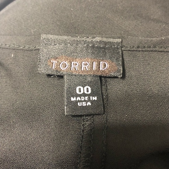 Torrid | Full zip sheer blouse - Picture 4 of 6